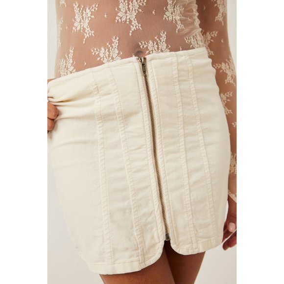 🎉LAST CHANCE🎉 FREE PEOPLE Layla Cord Mini Skirt / Cheesecake - Picture 8 of 11